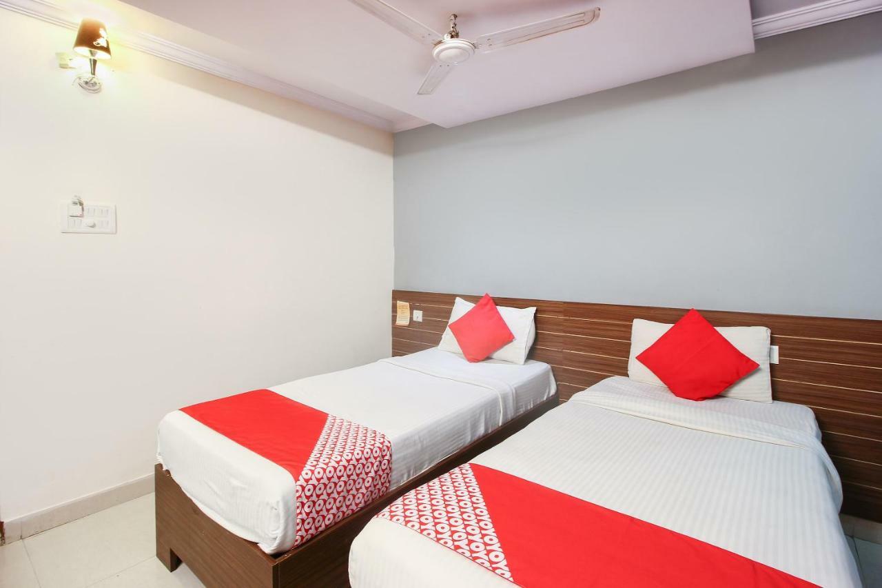 Oyo 17375 My Place Kondapur Hicc Hyderabad Exterior photo